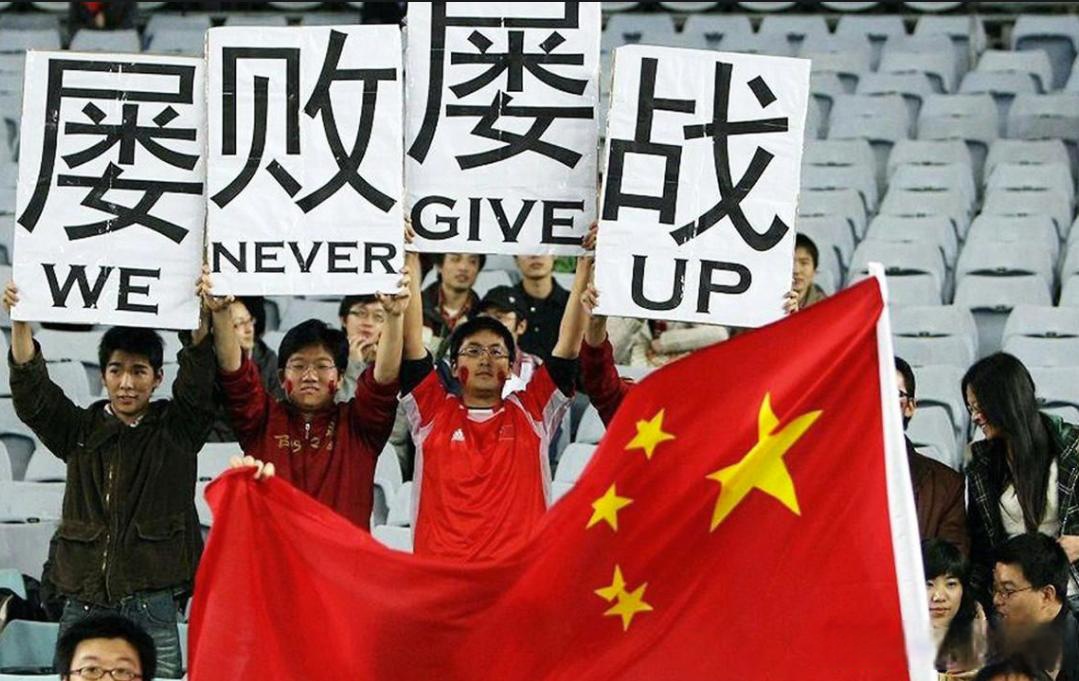 世界杯足球锦标战激情迭起，中国选手锐不可当的简单介绍