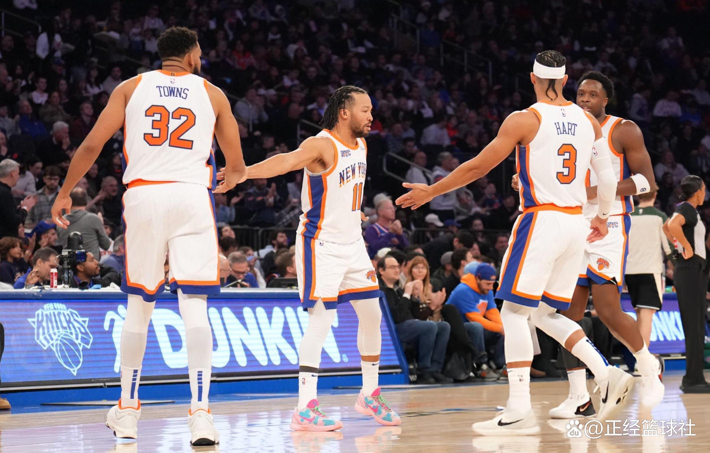 马刺险胜尼克斯，克莱扛起全队