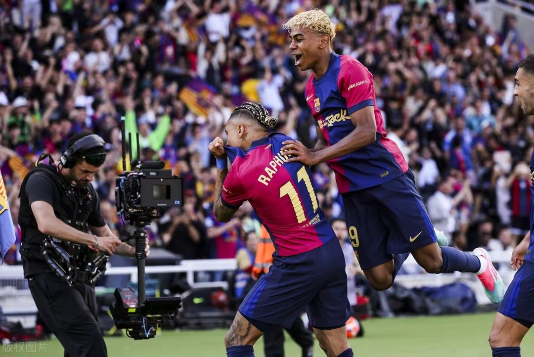 希腊完胜巴萨,库尔图瓦关键制胜 希腊完胜巴萨,库尔图瓦关键制胜