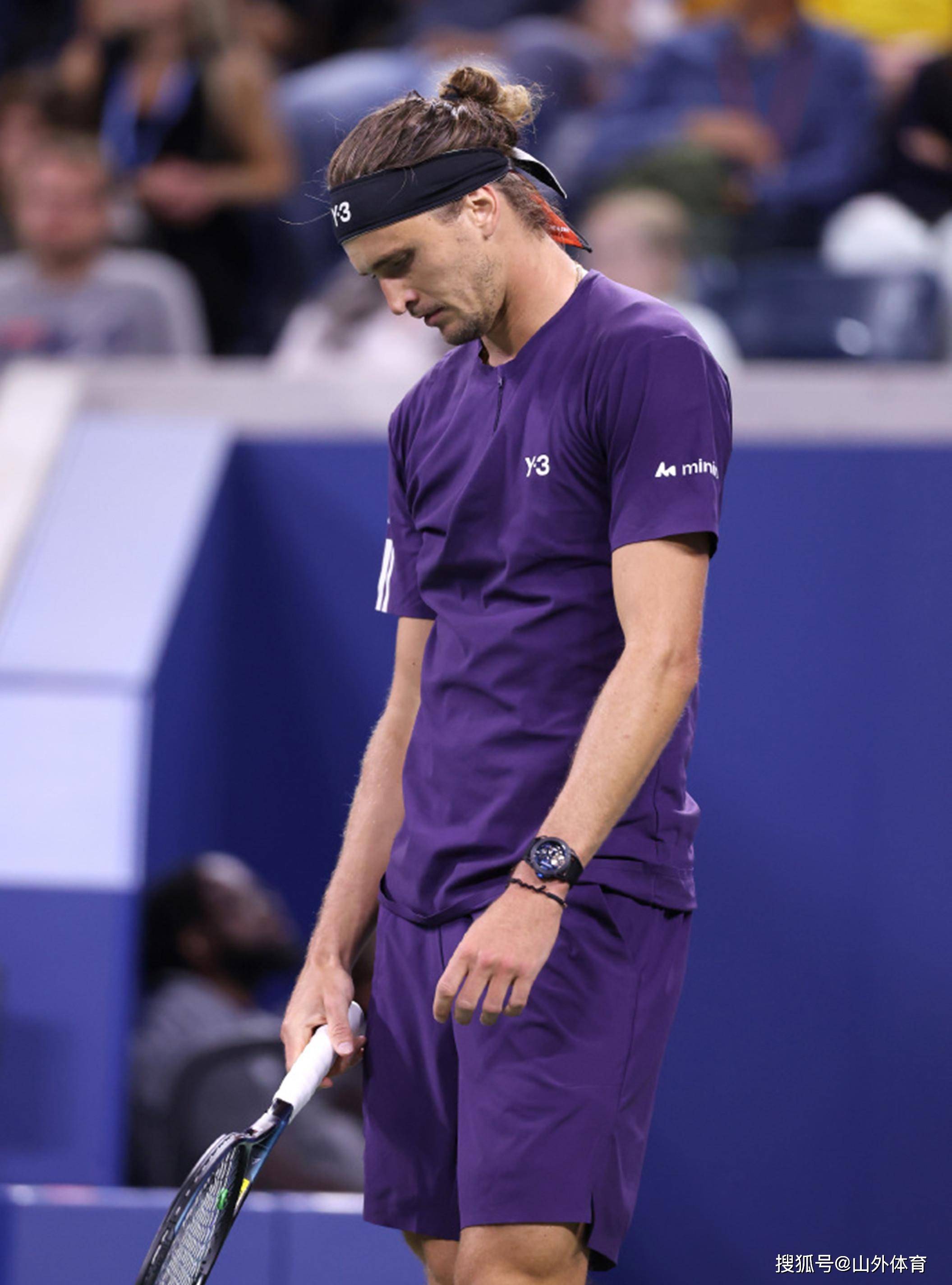 拉沃尔杯险胜美网，兹维列夫状态火热