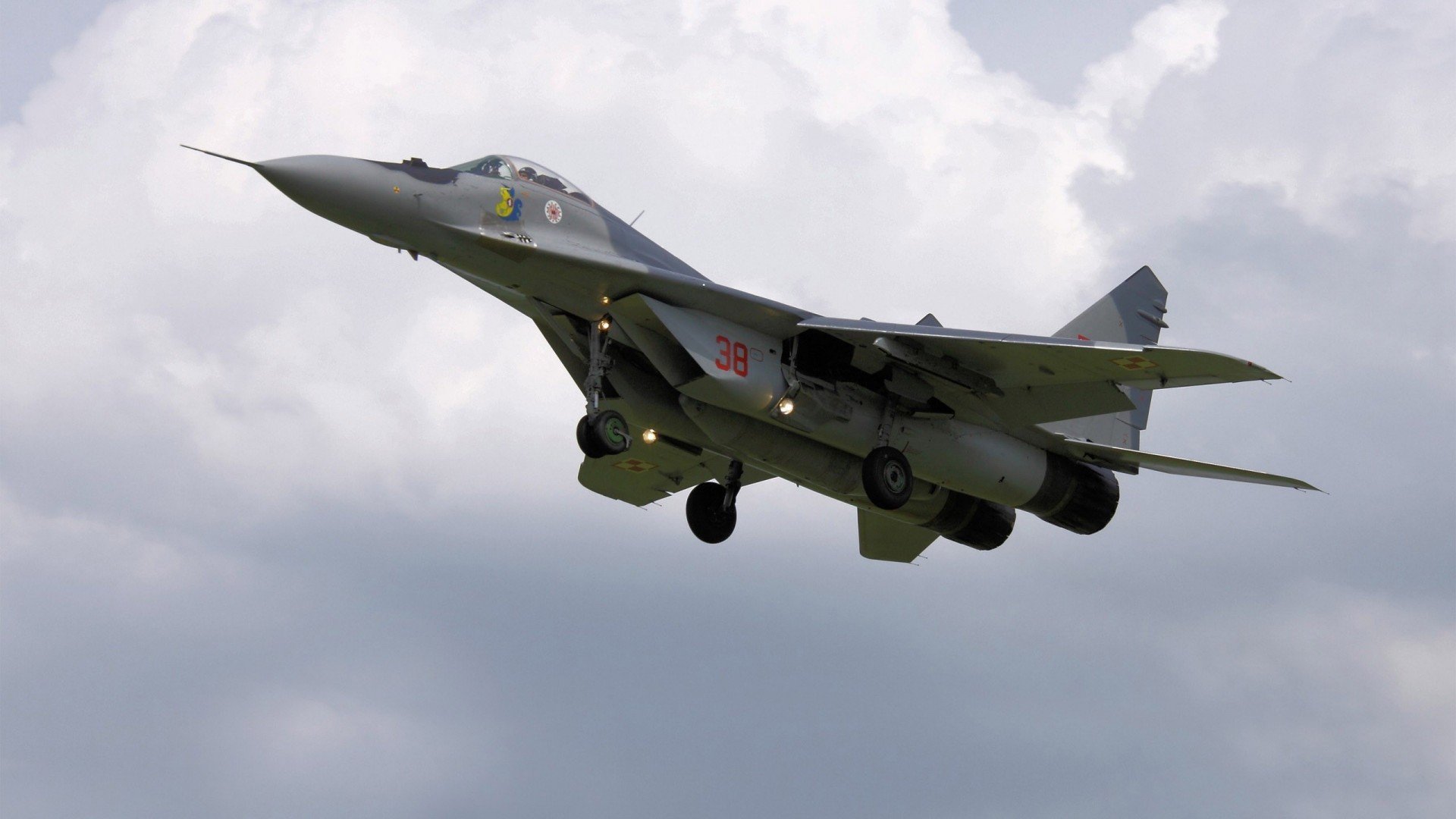 血色暗夜，权杖更迭，孤星米切尔如何以铁腕主宰排名争夺战