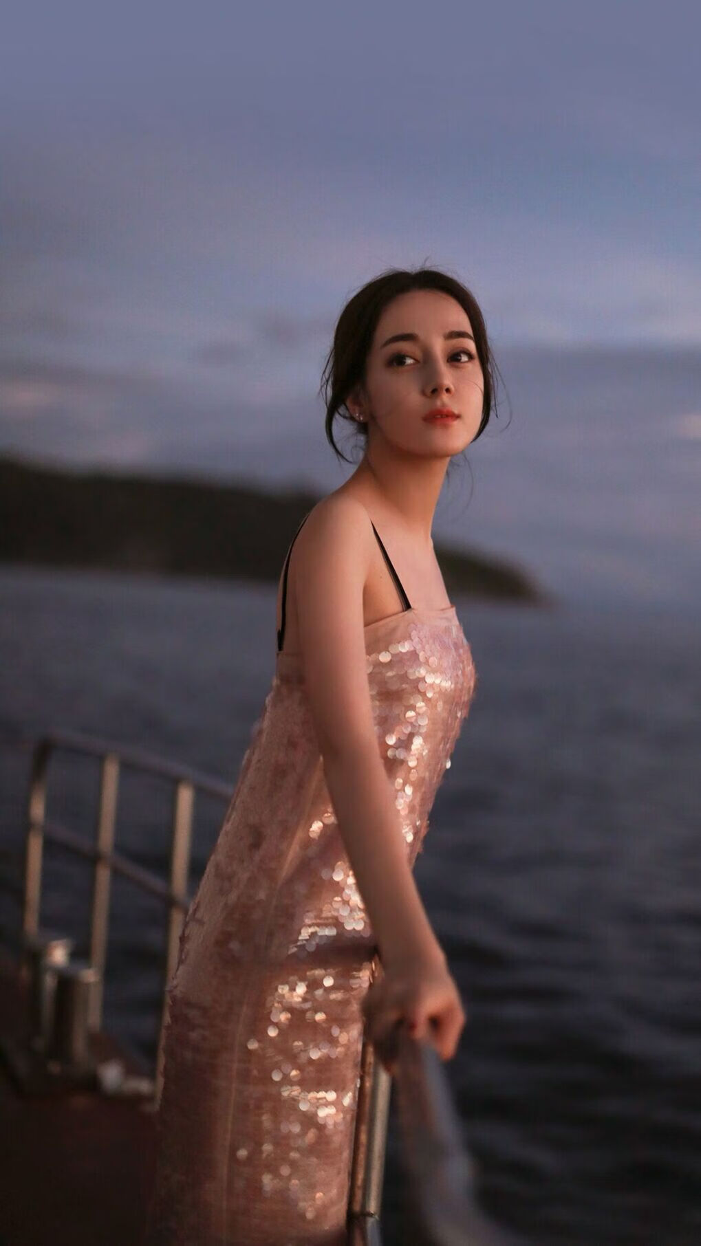 拉文摧城拔寨，马刺军团碾过深圳防线