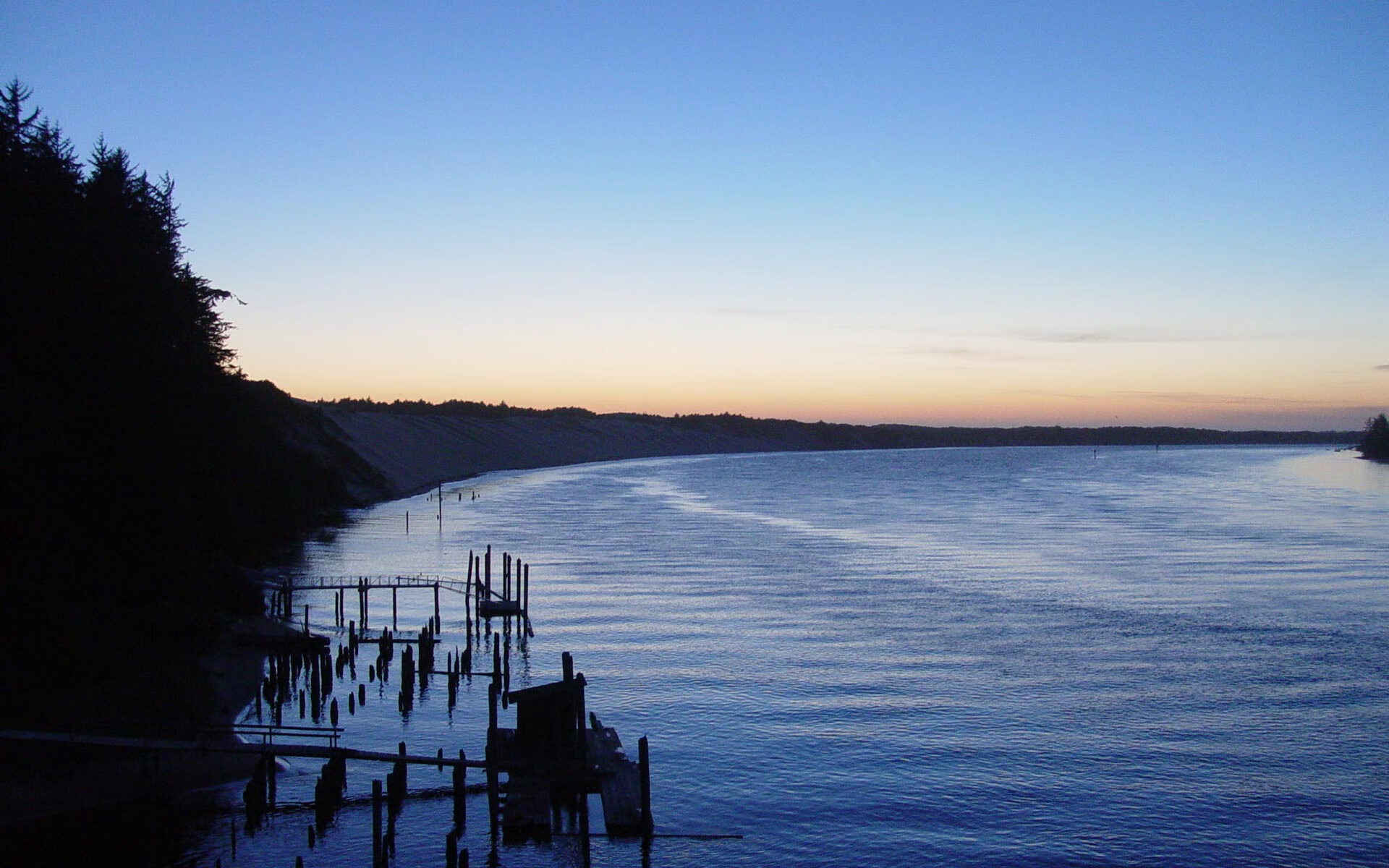 火箭生死战取胜黄蜂，戈贝尔何以成为扭转乾坤的关键先生？