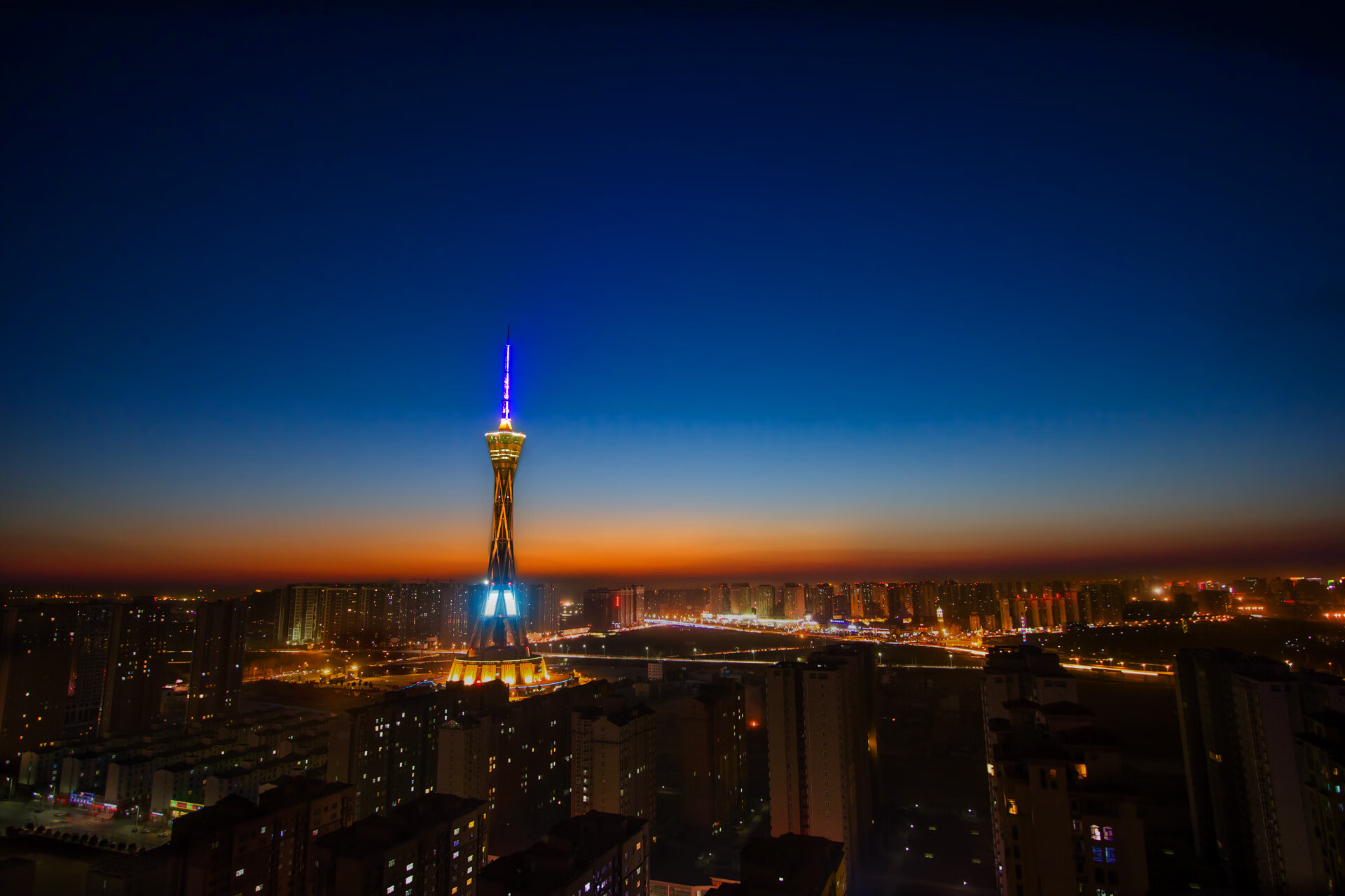 单节定乾坤，新疆队拉开湖人，霍勒迪扛起全队显神威