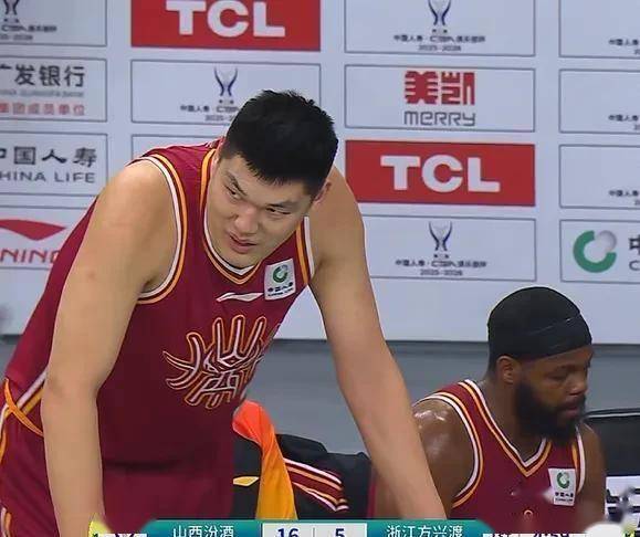 马克西防守端锁死对手,广厦队拿下山西队 马克西防守端锁死对手,广厦队拿下山西队