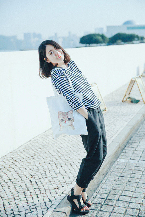 跨界风暴,拉文以篮球之魂在英超争冠赛中接管比赛,魔术收割鹈鹕的战术启示