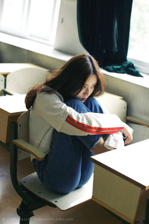 极速与秩序的对决，F1新赛季揭幕战之夜与赖斯的无声里程碑